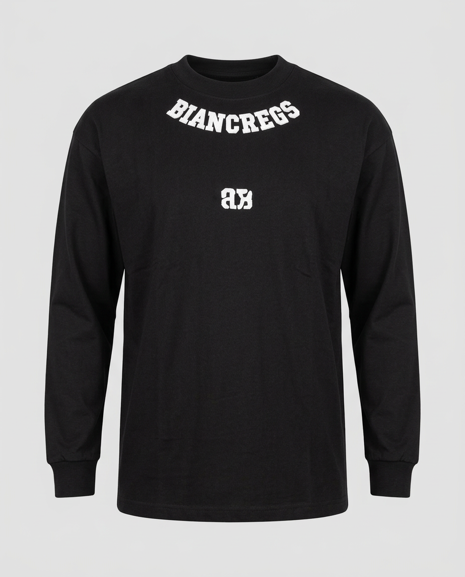 Maglia nera con stampa bianca
